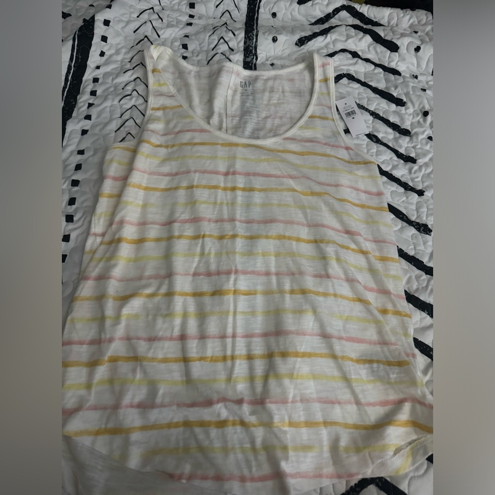 NWT Gap Forever Soft Tank 🎽